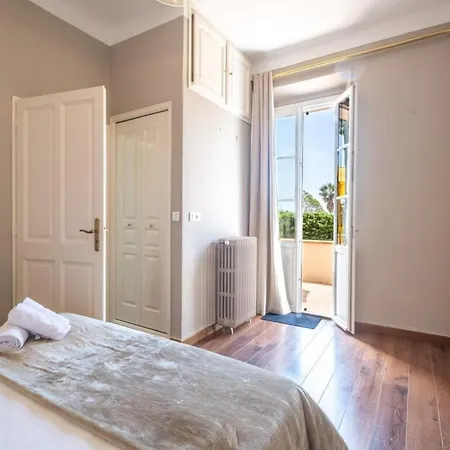 Superb With Swimming Pool & Sauna Villa