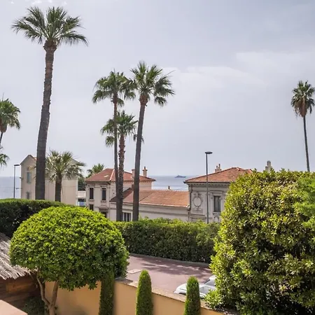 Superb With Swimming Pool & Sauna Cannes