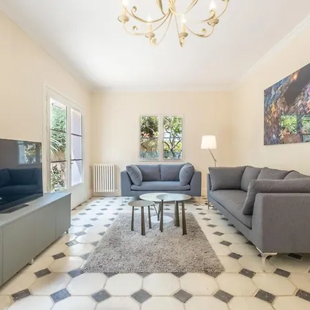 Villa Superb With Swimming Pool & Sauna