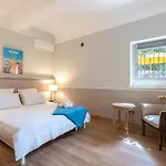 Superb With Swimming Pool & Sauna Villa Cannes