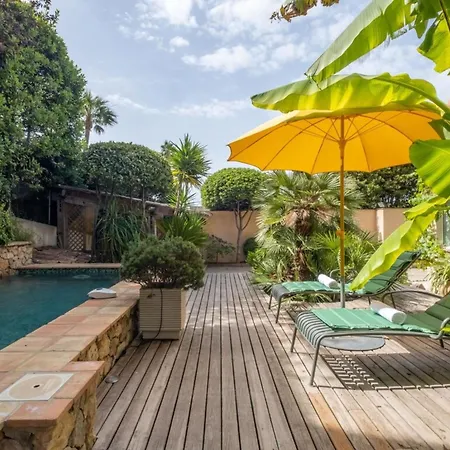 Вилла Superb With Swimming Pool & Sauna Канны