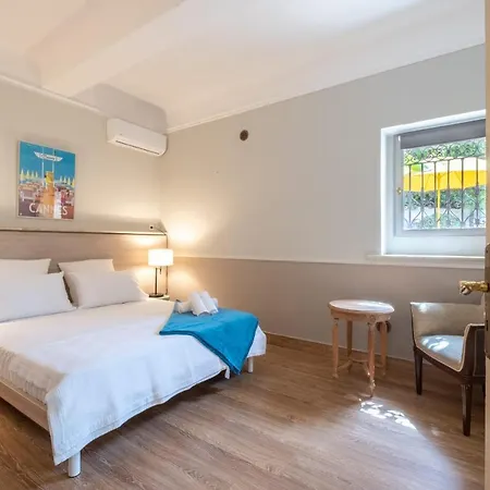 Superb With Swimming Pool & Sauna